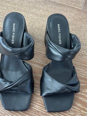 Marc Fisher Kari Black Twisted Square Toe Block Heel Slide Sandals 8M